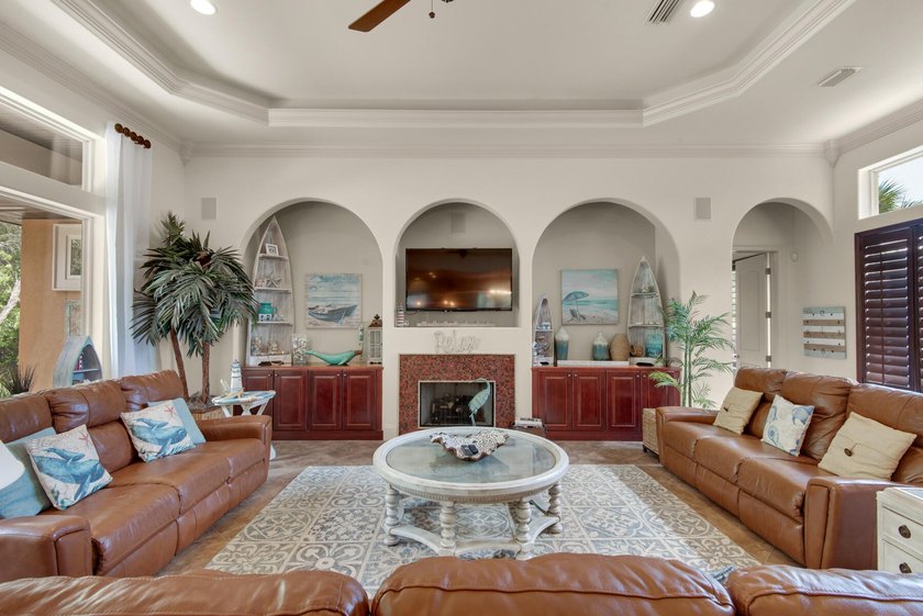 Beautiful Mediterranean home located in the sought after - photo 10