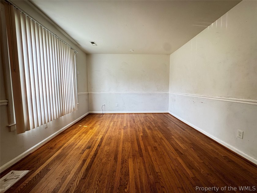 Three-bedroom townhome in the City of Williamsburg featuring - photo 3