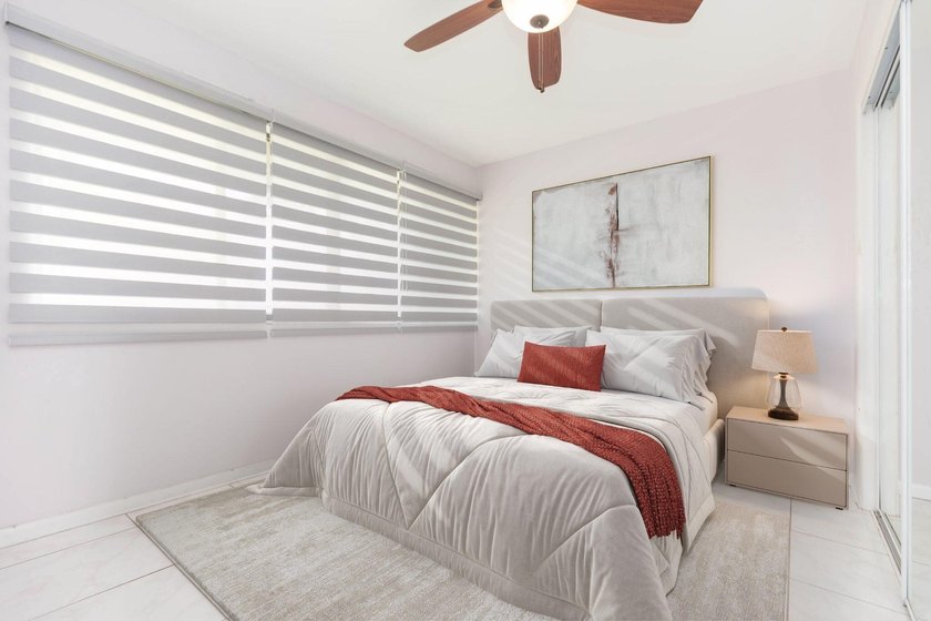 Welcome to Village Lake Condominiums in St. Petersburg! This 2 - photo 20
