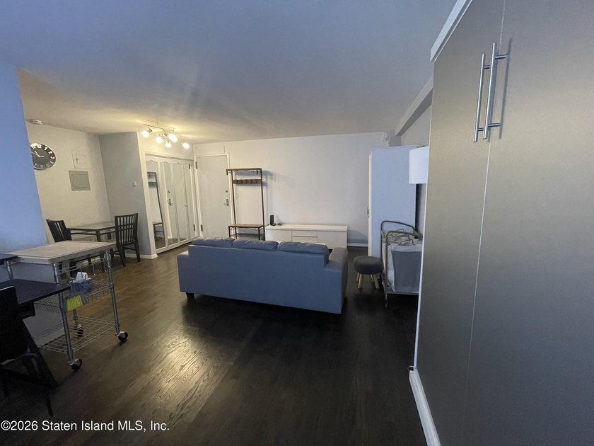 36 Hamilton Ave Studio Available with a PARKING SPOT, located a - photo 6