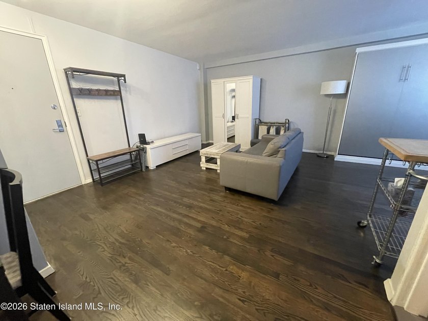 36 Hamilton Ave Studio Available with a PARKING SPOT, located a - photo 7