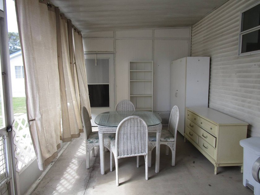 Discover the charm of this cozy 1-bedroom, 1-bath home located - photo 3