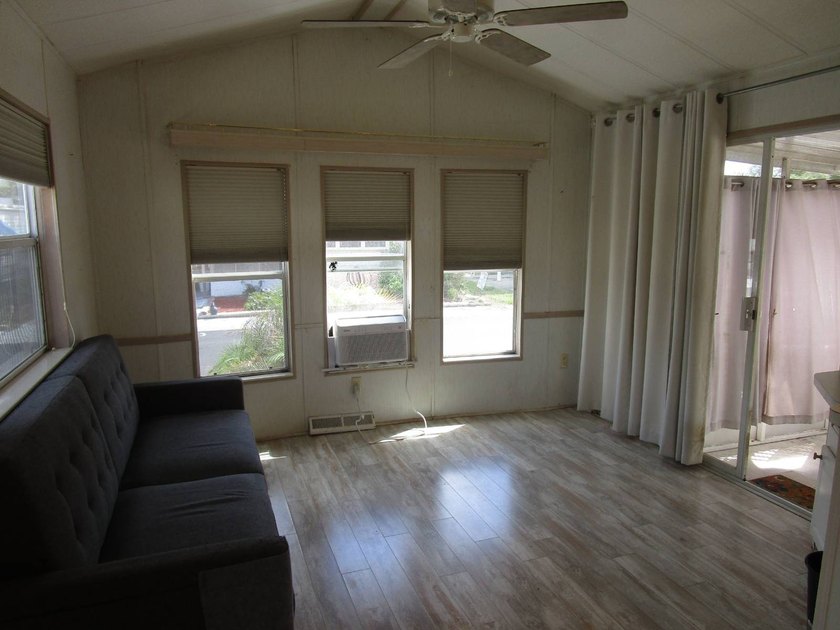 Discover the charm of this cozy 1-bedroom, 1-bath home located - photo 4