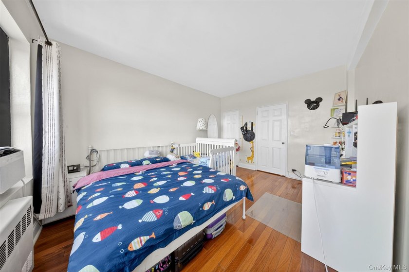Spacious 1-bedroom Apartment at The Anita Terrace in Rego Park! - photo 6