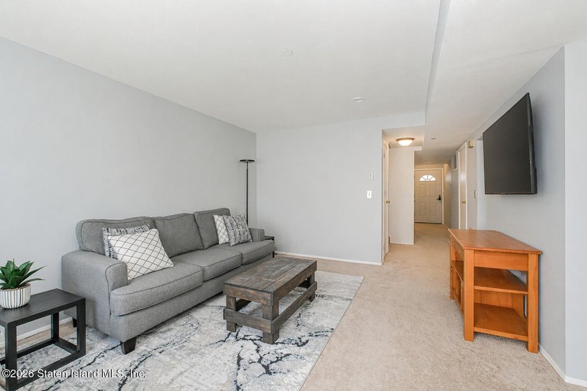 Welcome to 20 Jupiter Lane, a move-in condition two-bedroom - photo 4