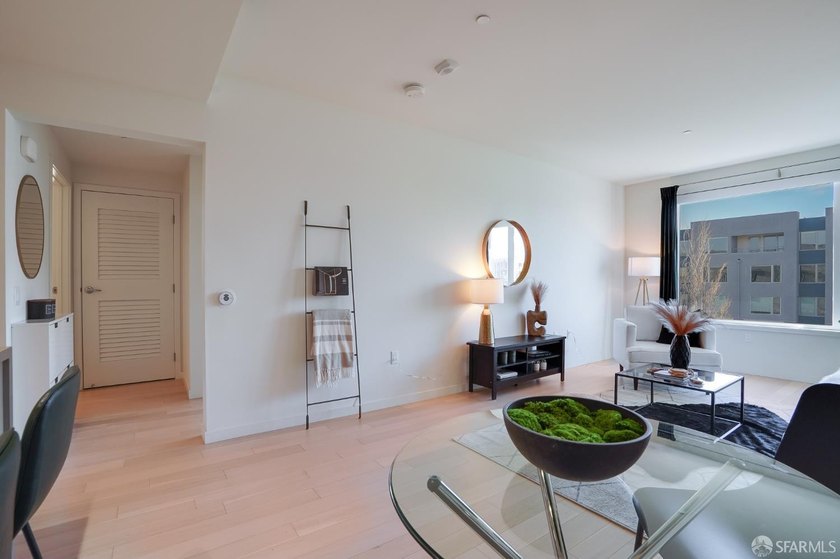 Experience waterfront luxury in this stunning 1-bedroom, 1- bath - photo 9