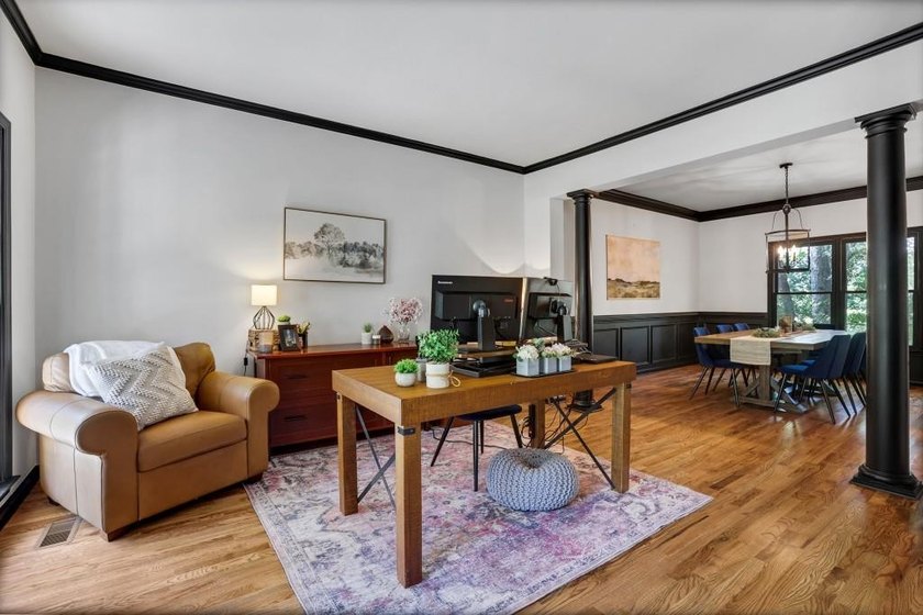 Welcome to this beautifully updated 6-bedroom, 4-bathroom home - photo 6