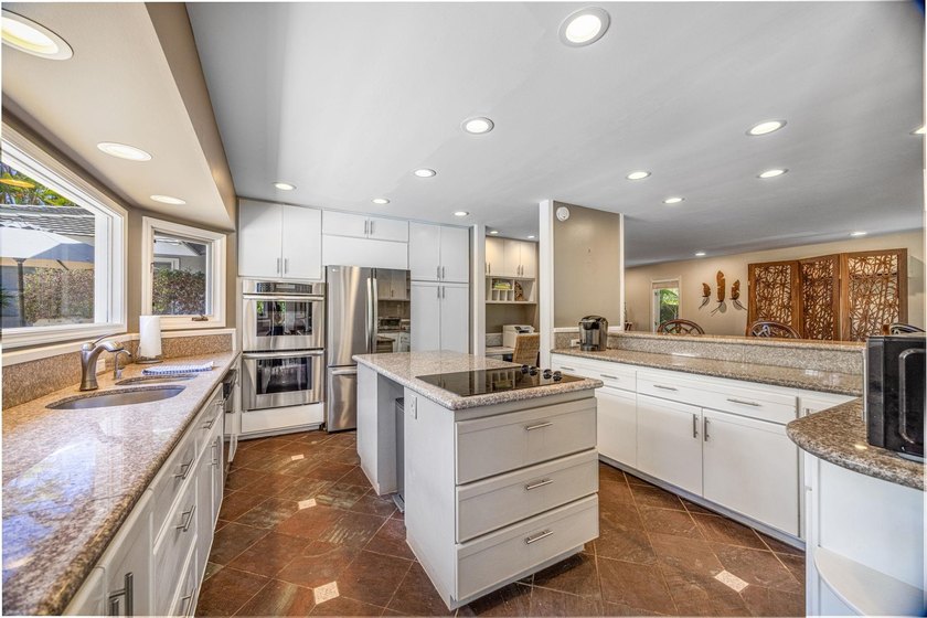 Welcome to 139 Waaula St, a stunning single-family home in the - photo 23