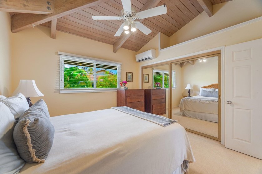 Welcome to 139 Waaula St, a stunning single-family home in the - photo 38