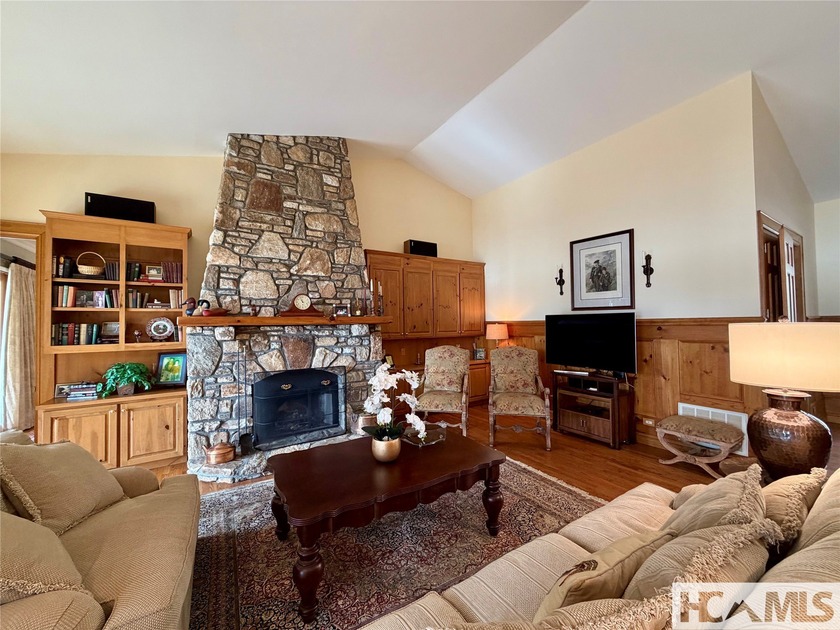 A RARE opportunity to have a flat lake lot and beautiful long - photo 4