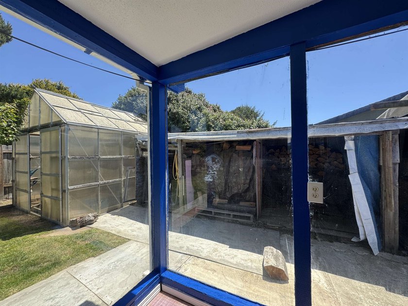 Step into the charm of this delightful 4-bedroom, 2-bath home - photo 38