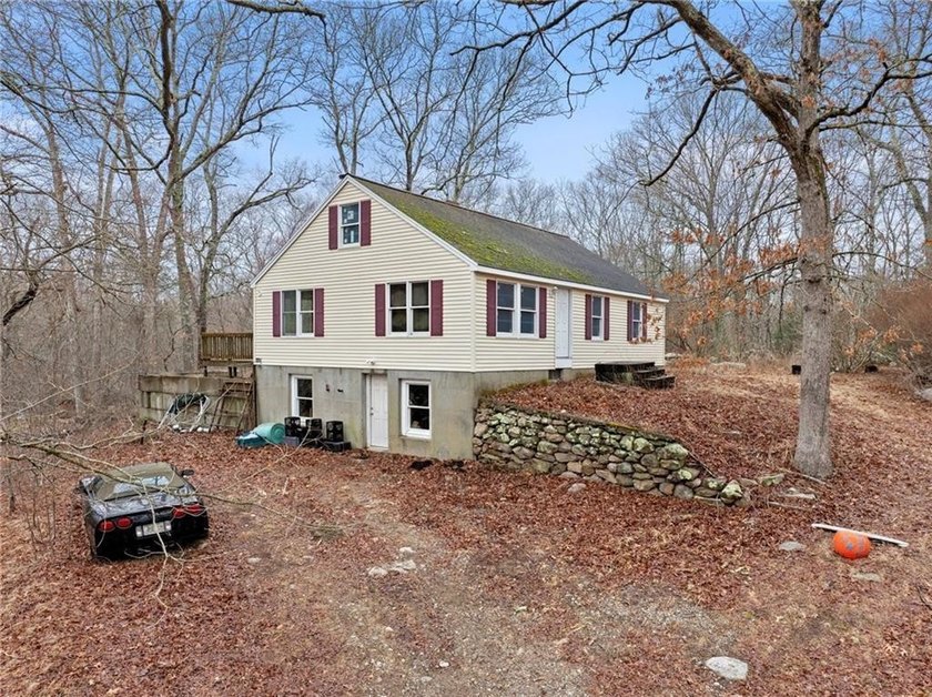 Builders and contractors- 2.3 acres with 350 feet of frontage on - photo 5