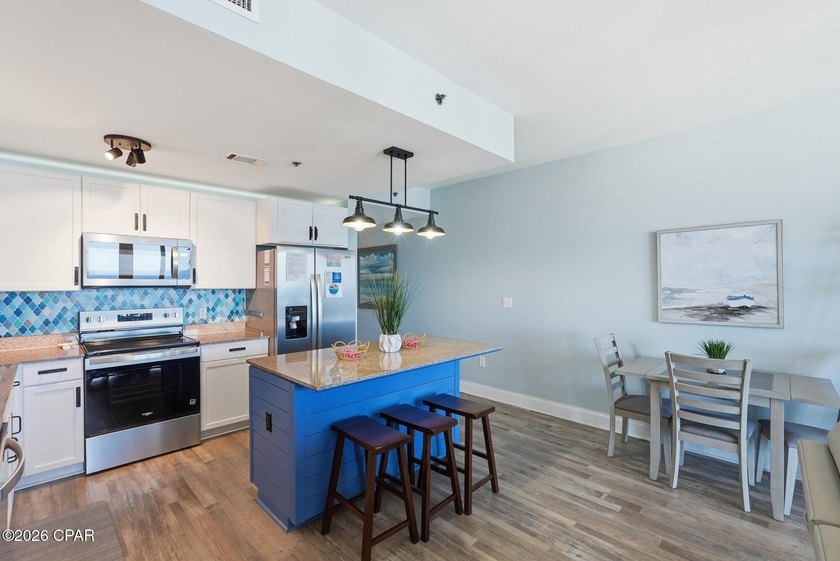 Welcome to Laketown Wharf 1510 -- your elevated escape in the - photo 11
