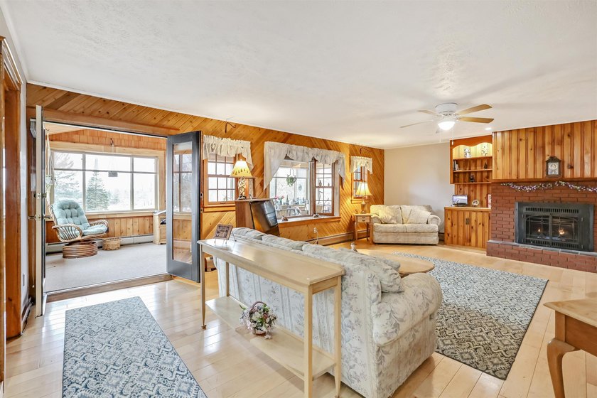Sprawling ranch home with flexible living on 2.2 acres in Derby - photo 11