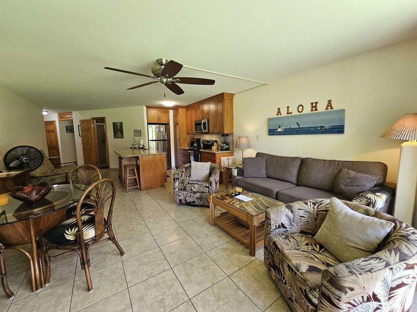 This beautifully updated 1 bedroom, 2 bathroom condo is ground - photo 20