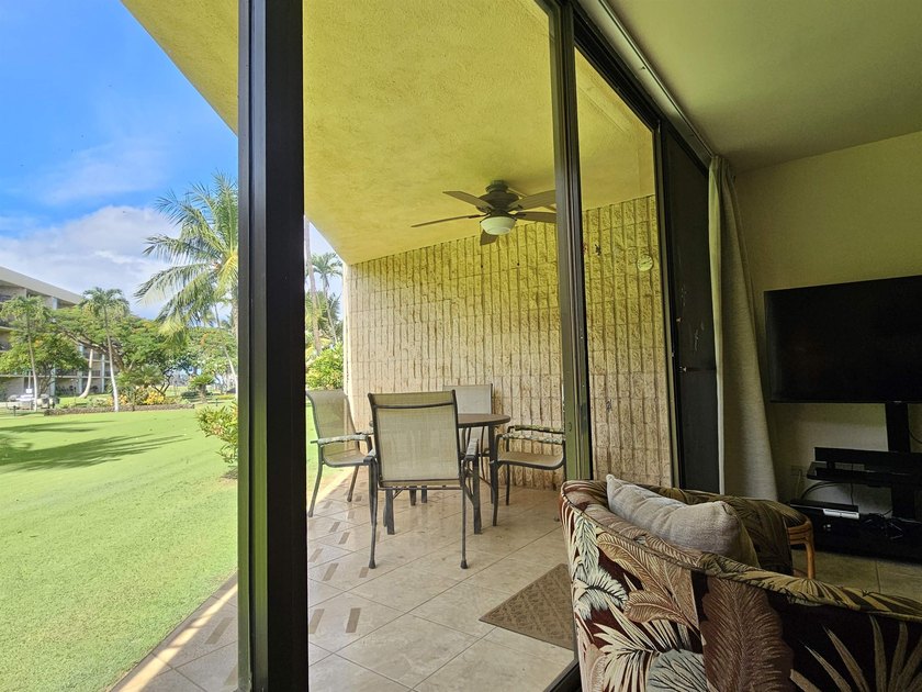 This beautifully updated 1 bedroom, 2 bathroom condo is ground - photo 22