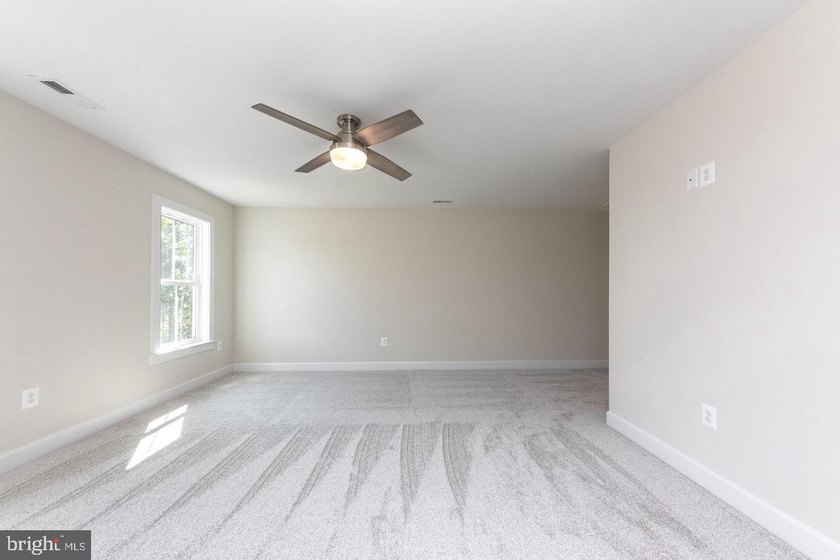 Luxury waterfront living awaits in this to-be-built custom - photo 27