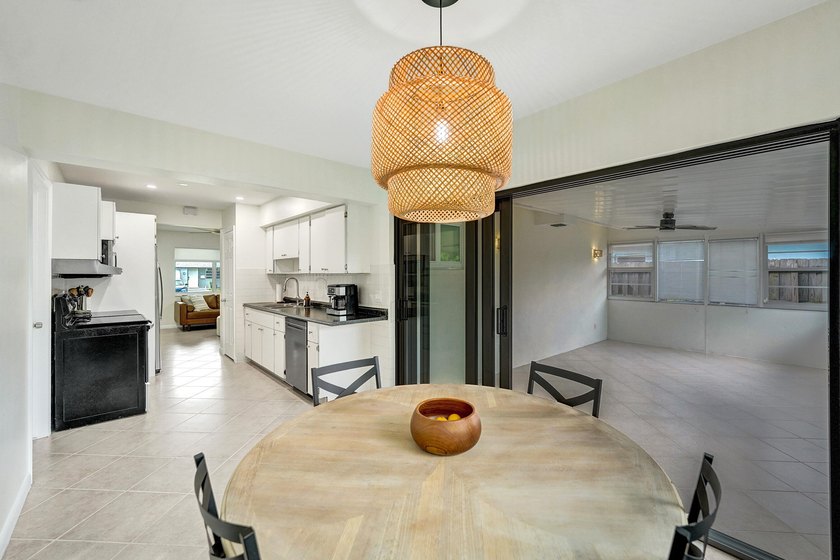 Beautifully maintained 3-bedroom, 2-bath home in highly - photo 15