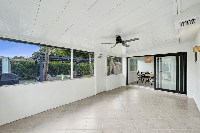 Beautifully maintained 3-bedroom, 2-bath home in highly - photo 34