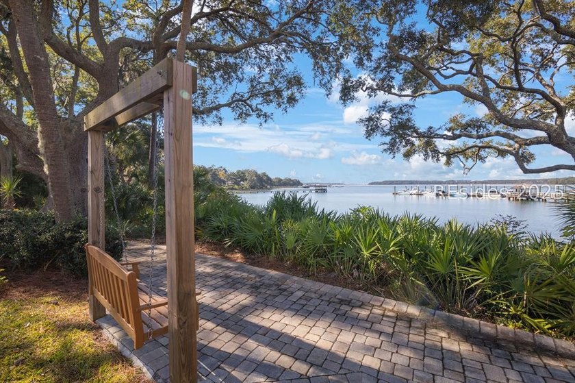 Panoramic Skull Creek and Intracoastal views highlight this - photo 6