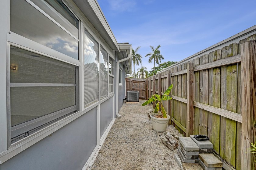 Beautifully maintained 3-bedroom, 2-bath home in highly - photo 39