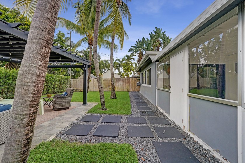 Beautifully maintained 3-bedroom, 2-bath home in highly - photo 41