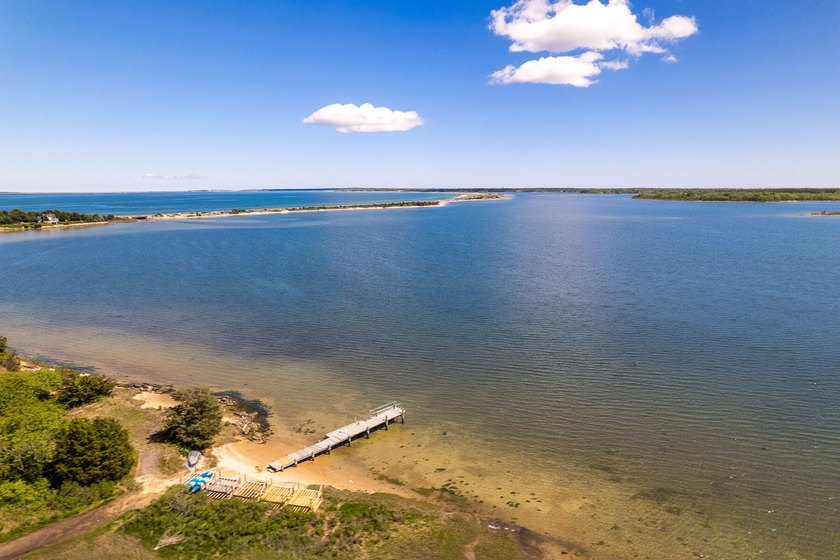 A rare opportunity to own a 2.4-acre buildable lot within the - photo 6