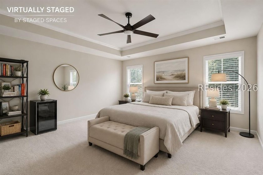 Welcome to this beautifully maintained 5-bedroom, 3-bath home in - photo 17