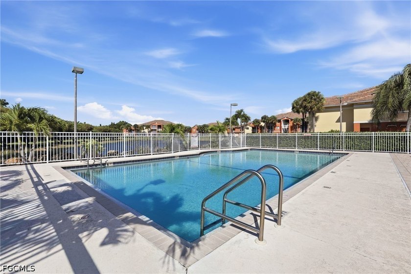 Welcome to this wonderful second-floor 2-bedroom, 1-bath - photo 29