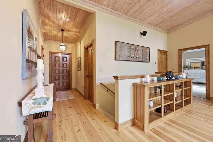 Discover this exceptional gated mountain estate offering - photo 9