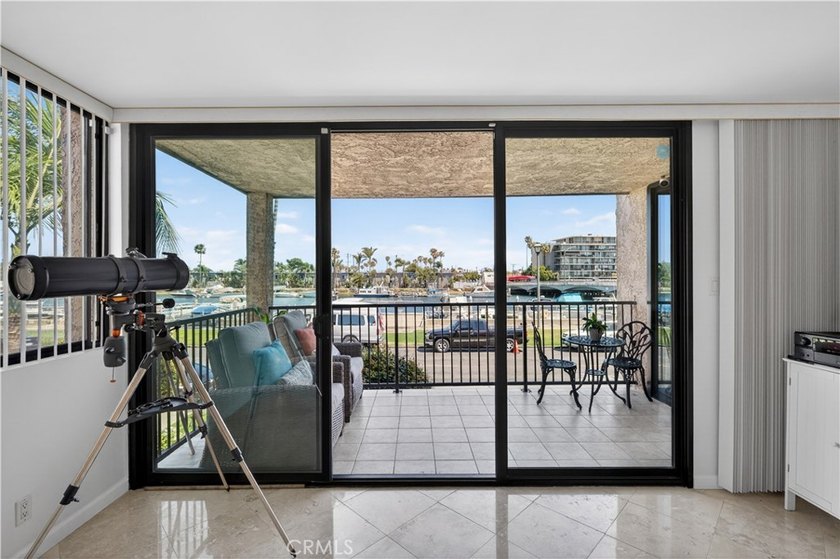 Unforgettable views define this beautiful 2 bedroom, 2 bathroom - photo 4