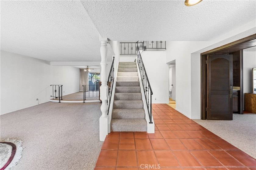 8111 Dartmoor Dr - photo 8