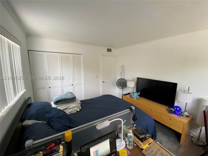 FOR SEASONED INVESTORS ONLY!! RENTED TO GREAT TENANTS @ $2 - photo 20