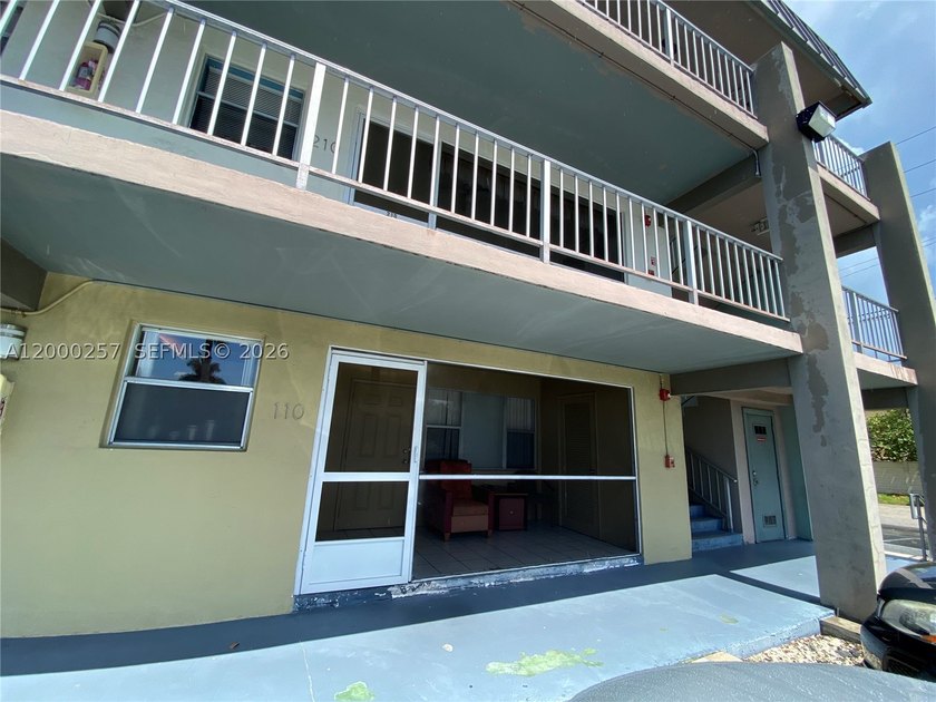 FOR SEASONED INVESTORS ONLY!! RENTED TO GREAT TENANTS @ $2 - photo 40