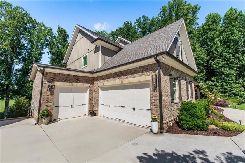 Beautiful, almost-new traditional home in Canton's sought-after - photo 5