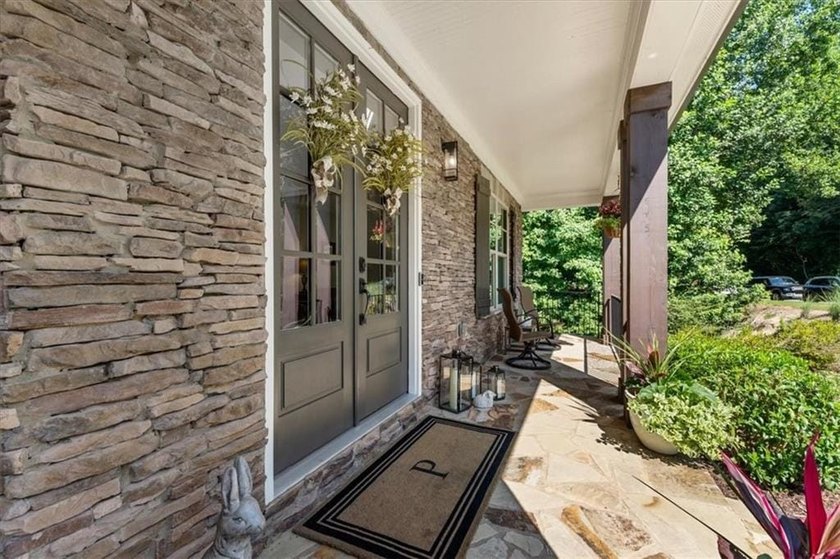 Beautiful, almost-new traditional home in Canton's sought-after - photo 7