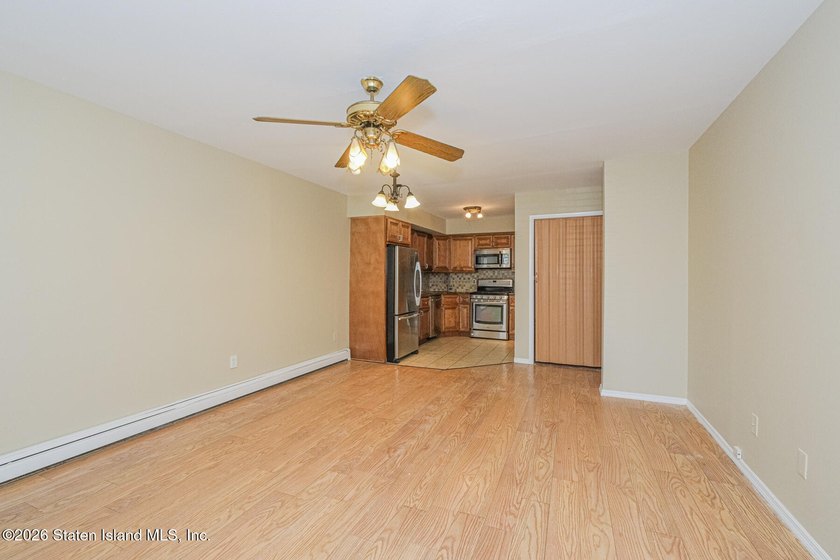 Welcome to this well-maintained 2-bedroom ground level condo - photo 3