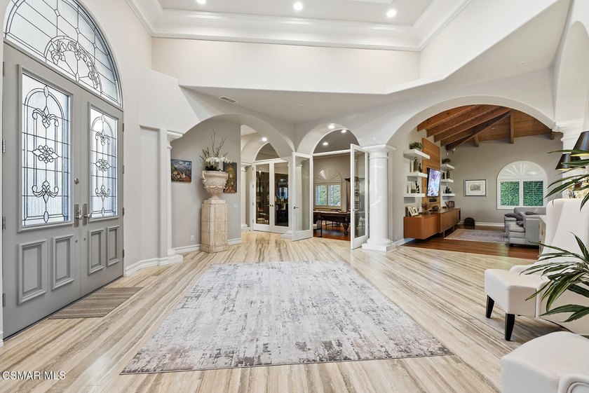 The ultimate SINGLE STORY VIEW estate on one of the best streets - photo 7