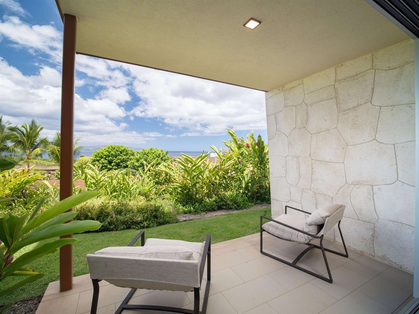 Makali'i Magnificence! Premium top row position with - photo 35