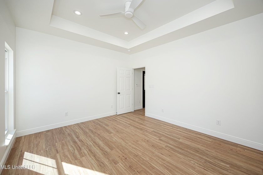 Welcome home to this beautiful new construction in Ocean - photo 30
