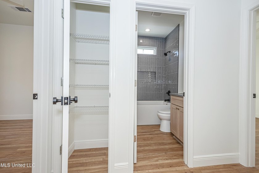 Welcome home to this beautiful new construction in Ocean - photo 43
