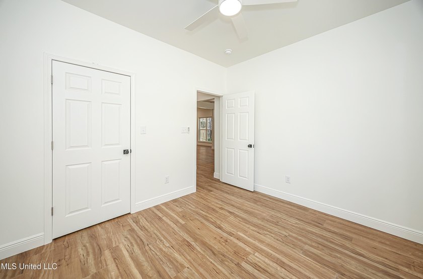 Welcome home to this beautiful new construction in Ocean - photo 45