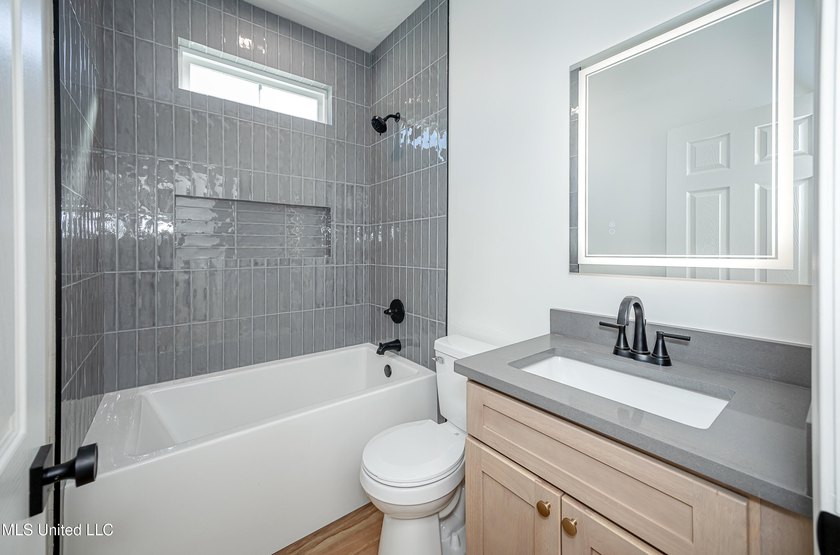 Welcome home to this beautiful new construction in Ocean - photo 48