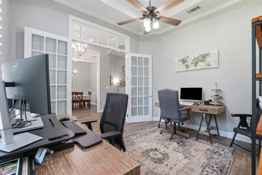 Movie theater? Covered heated pool? This stunning 5 bed, 4 bath - photo 7