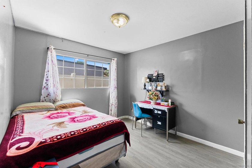 Welcome to your charming address: 240 Ledgewood Lane! Notice - photo 18