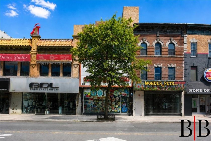 An incredible building for sale in the heart of Flatbush on one - photo 3