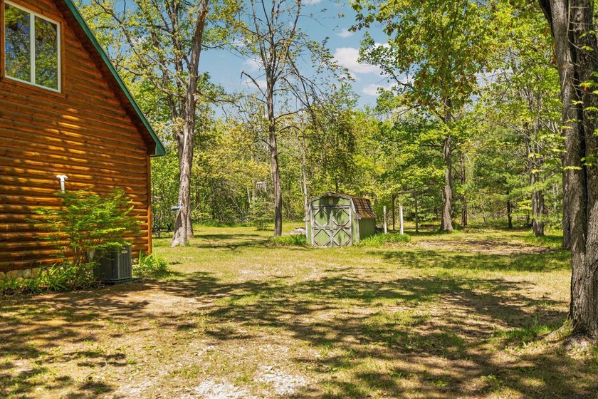 COMPETITIVELY PRICED TO SELL! This recently renovated, FULLY - photo 43