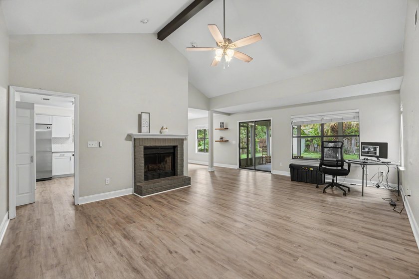 Welcome home to this gorgeous, light-filled 3-bedroom - photo 3
