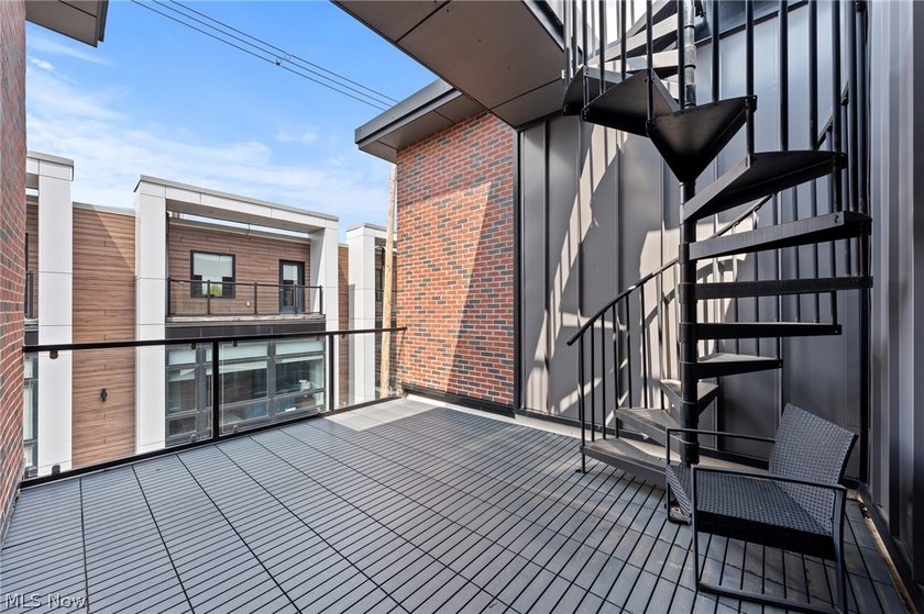 This is your opportunity to own one of Ohio City's most refined - photo 43