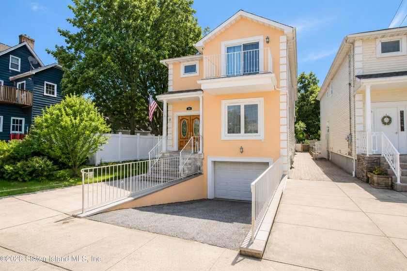 Welcome to this spacious and well-maintained two-family detached - photo 4